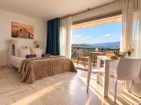Studio de 30m2 avec terrasse et piscine - Photo 2