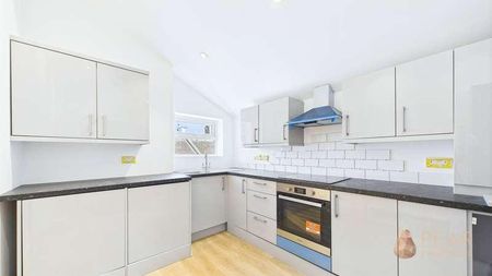 Crescent Road, Worthing, BN11 - Photo 4