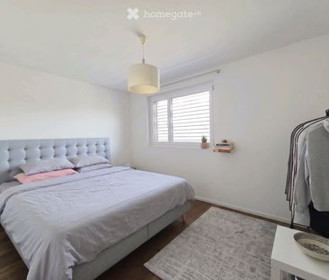 Moderne 4.5-Zimmer-Maisonettewohnung mit Balkon, 2 Tiefgaragenplätz... - Photo 4
