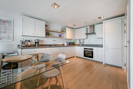 1 bedroom flat to rent - Photo 4