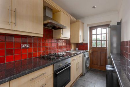 2 bedroom terraced house to rent - Photo 4