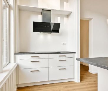 Pieter de Hoochstraat 74-2, Johannes Vermeerbuurt, 1071EH, Amsterdam - Photo 2