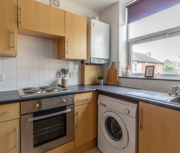 Flat 2 The Rayner Building – 2 Bed - Photo 3