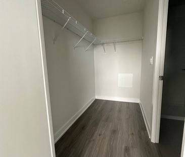 For Lease - 4130 parkside village Drive Unit# 1204, Mississauga, On... - Photo 5