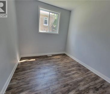 103 PEEL Street Unit# 2, Brantford, Ontario, N3S5M3 - Photo 2