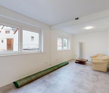 *** Neu renovierte 3-Zimmerwohnung mit neuer Einbauküche *** - Photo 1