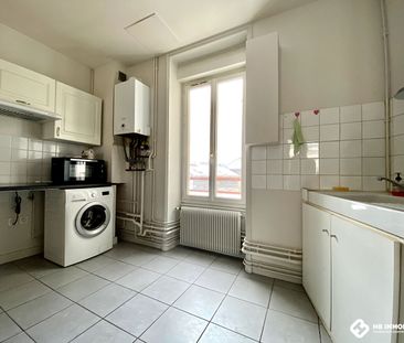 Location Appartement 2 pièces 44m² ROANNE 42300 - Photo 6