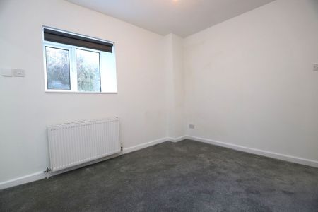 Central Street, Ramsbottom - Photo 2