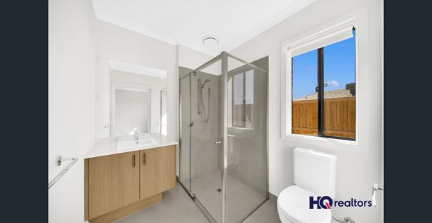 Brand New Family Home in Wyndham Vale - Photo 1