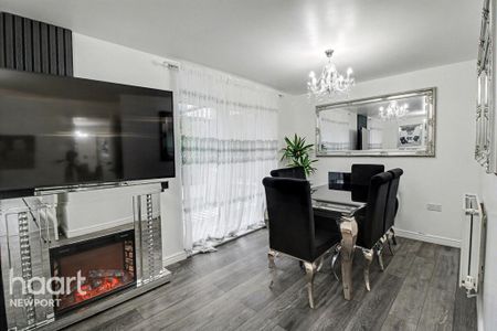 3 bedroom detached house to rent - Photo 2