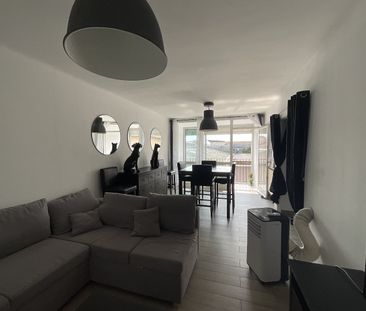 Location Appartement 4 pièces 89m² SETE 34200 - Photo 1