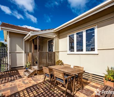 62 Whitfield Street, Beachlands, WA 6530 - Photo 2