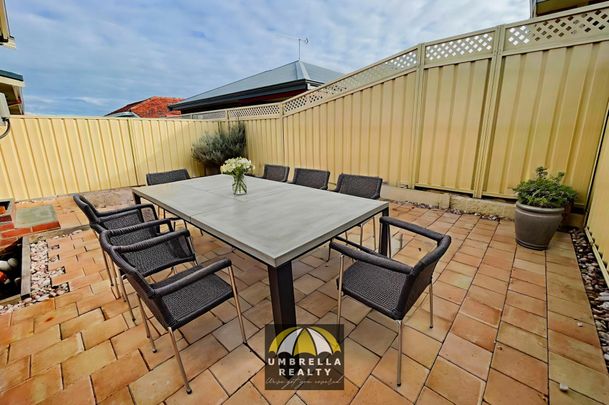 Unit 2, 68 Beach Rd, Bunbury, 6230 - Photo 1