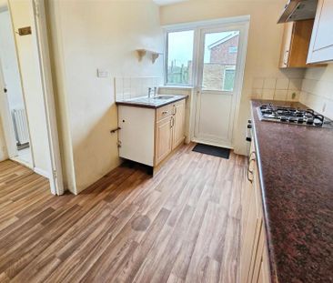 2 Bedroom House to Rent in Blackfriars, Rushden, Northants, NN10 - Photo 6