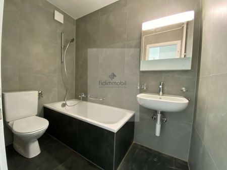 Le Corbusier 14, Le Locle, 3 pièces rénové dans quartier calme - Photo 2