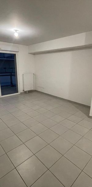 Location Appartement 2 pièces 42m² CHEVIGNY ST SAUVEUR 21800 - Photo 1