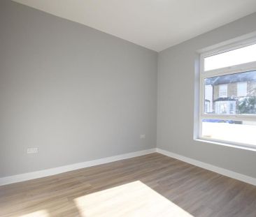 4 bedroom semi-detached house to rent - Photo 1