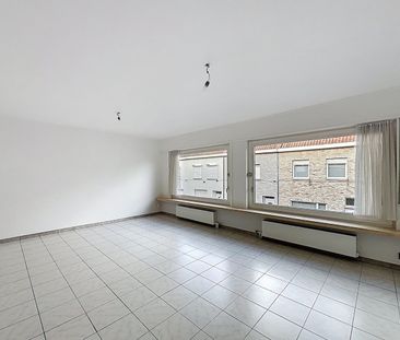 Instapklaar appartement met twee slaapkamers, gelegen in het centru... - Foto 2