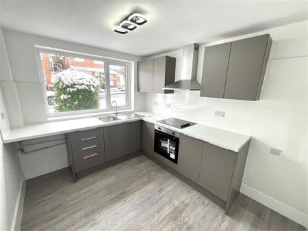 Bosworth Drive, Nottingham, Newthorpe - Photo 3