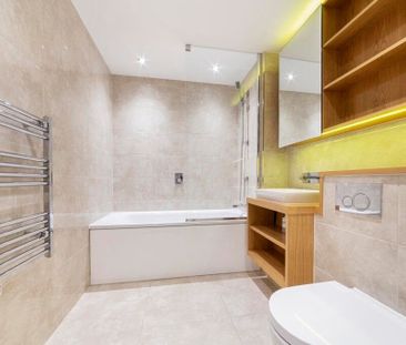 Room in a Shared Flat, Gateway Tower, E16 - Photo 4