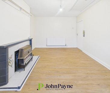 Michaelmas Road, Styvechale, Coventry, CV3 6HF - Photo 3