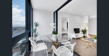 UNFURNISHED 2 BEDROOM 2 BATH APARTMENT available end of Oct - Photo 3