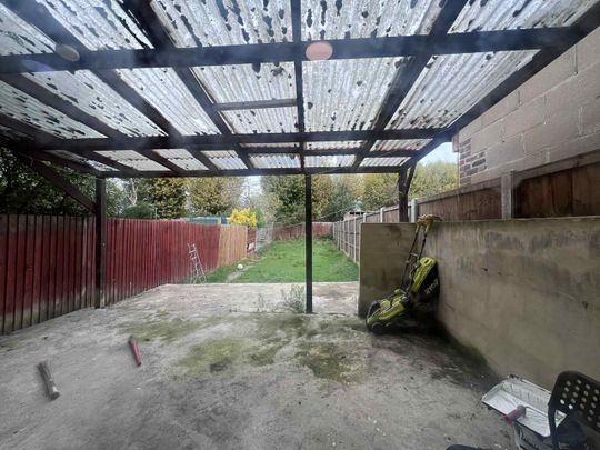 Room in a Shared House, Langbrook Road, SE3 - Photo 1