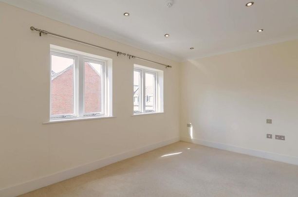 5 bedroom house to rent - Photo 1