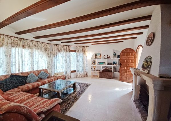 Villa for rent in Javea with 3 bedrooms LONG TERM