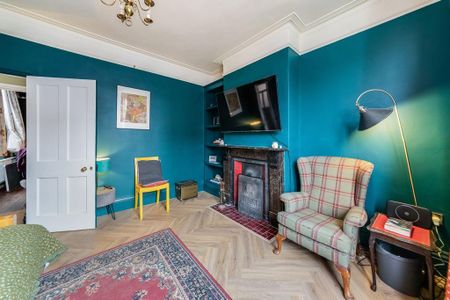 2 bedroom semi-detached house to rent - Photo 2