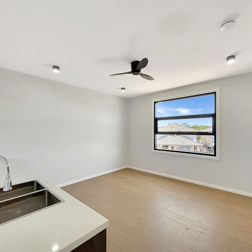 Brand New Studio in Box Hill - Photo 2