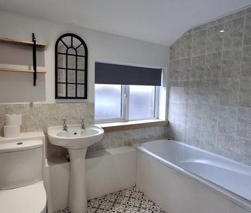 2 bedroom terraced house to rent - Photo 6