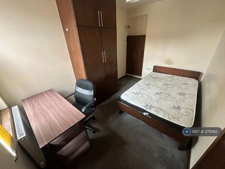 3 bedroom terraced house to rent - Photo 4