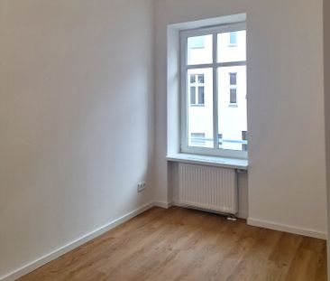 Etwas ganz Besonderes: Maisonette in ausgebauter Remise! - Photo 2