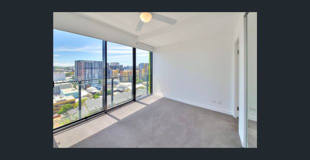 Modern Inner-City Living With Valley Views - Photo 1