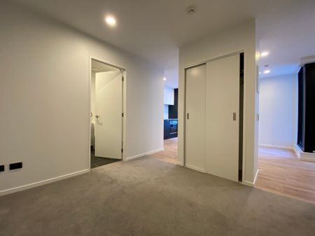 1 Bedroom on Vincent Street - Photo 2