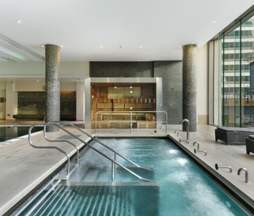 Pan Peninsula Square, London - Photo 5
