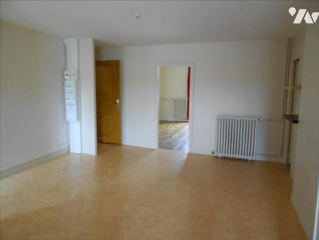 BEL APPARTEMENT F4 CENTRE VILLE - MONTARGIS 92 m2 - Photo 3