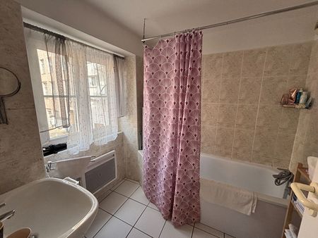 Location Appartement 2 pièces 38m² - Photo 4