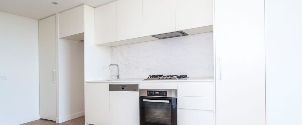 Elevated Living with Panoramic Views - Photo 1