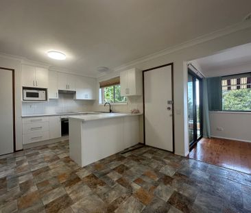 Views & Plenty Of Space - Photo 2