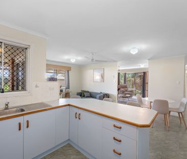 Spacious Family Home on a Large Block with Dual Street Access - Photo 6