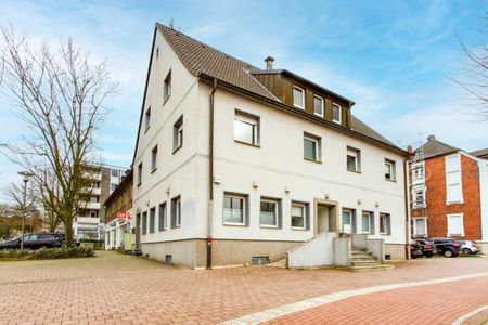 Blömker! Helle 2,5 Raum-Wohnung mit Tageslicht in allen Räumen und einem Blick über Gladbeck-Brauck! - Photo 2