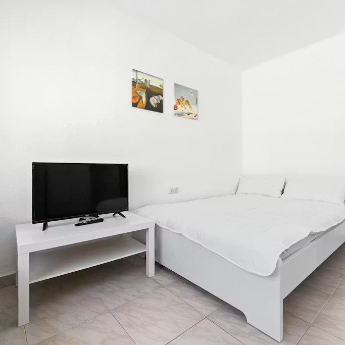 Carrer Lanzarote, Valencia, Valencian Community 46011 - Foto 1