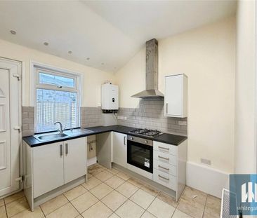 2 bedroom terraced house to rent - Photo 5