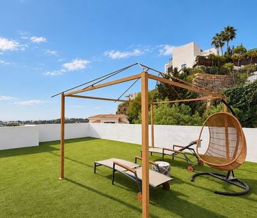 Luxury penthouse for rent in Benahavís, Spain - Photo 4