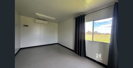 RURAL RETREAT – BILLS INCLUDED - Photo 3