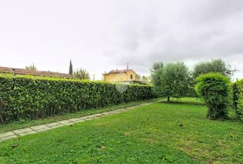 Casa indipendente in affitto