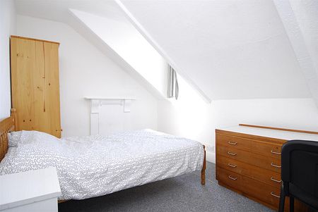 Lipson Road, Plymouth - Photo 2