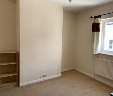 2 bedroom maisonette to rent - Photo 1